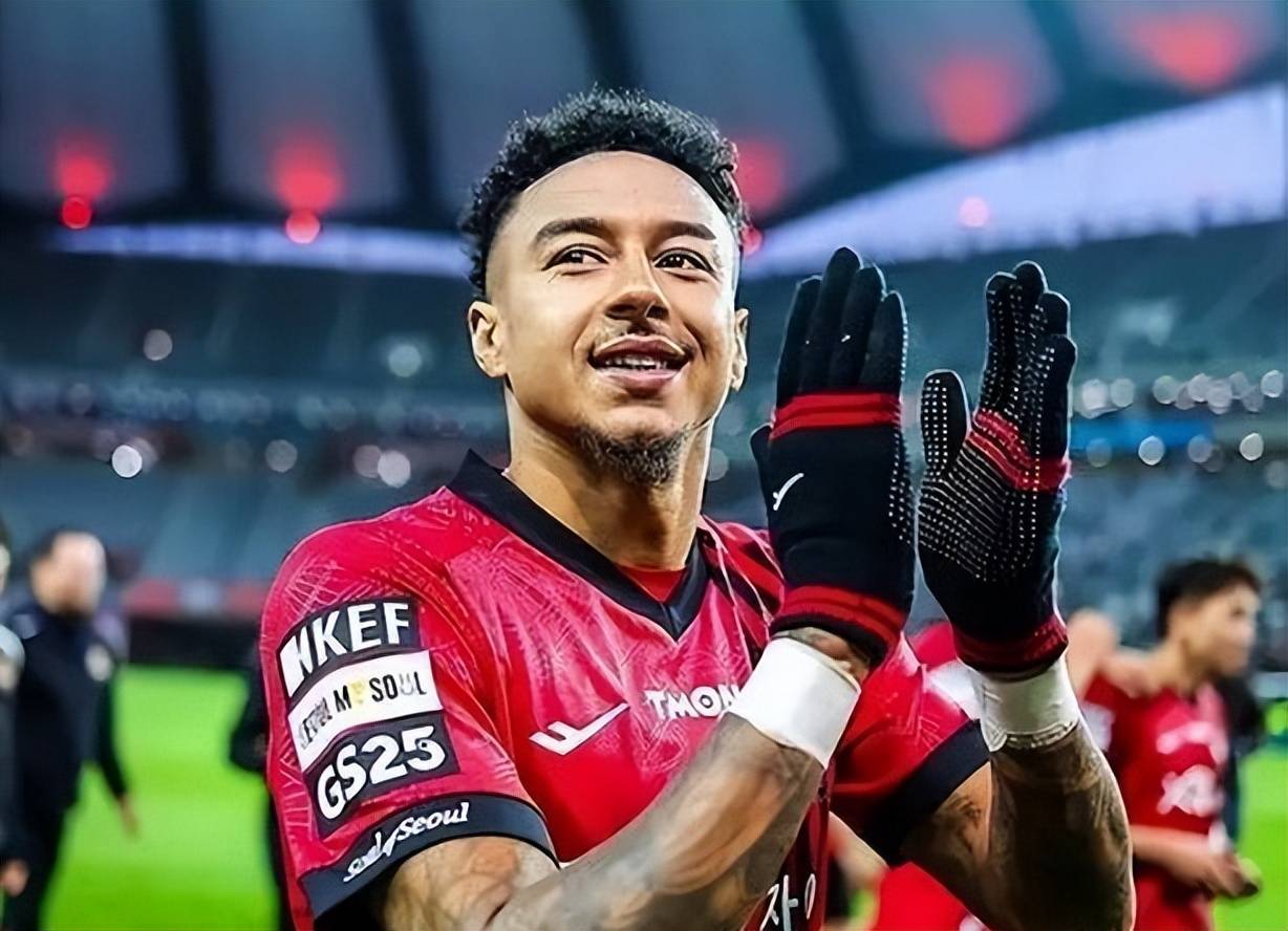 转会期里尔调整名单以备英超，复出首秀环节打磨，赛场秩序良好，阵容厚度经受考验的简单介绍